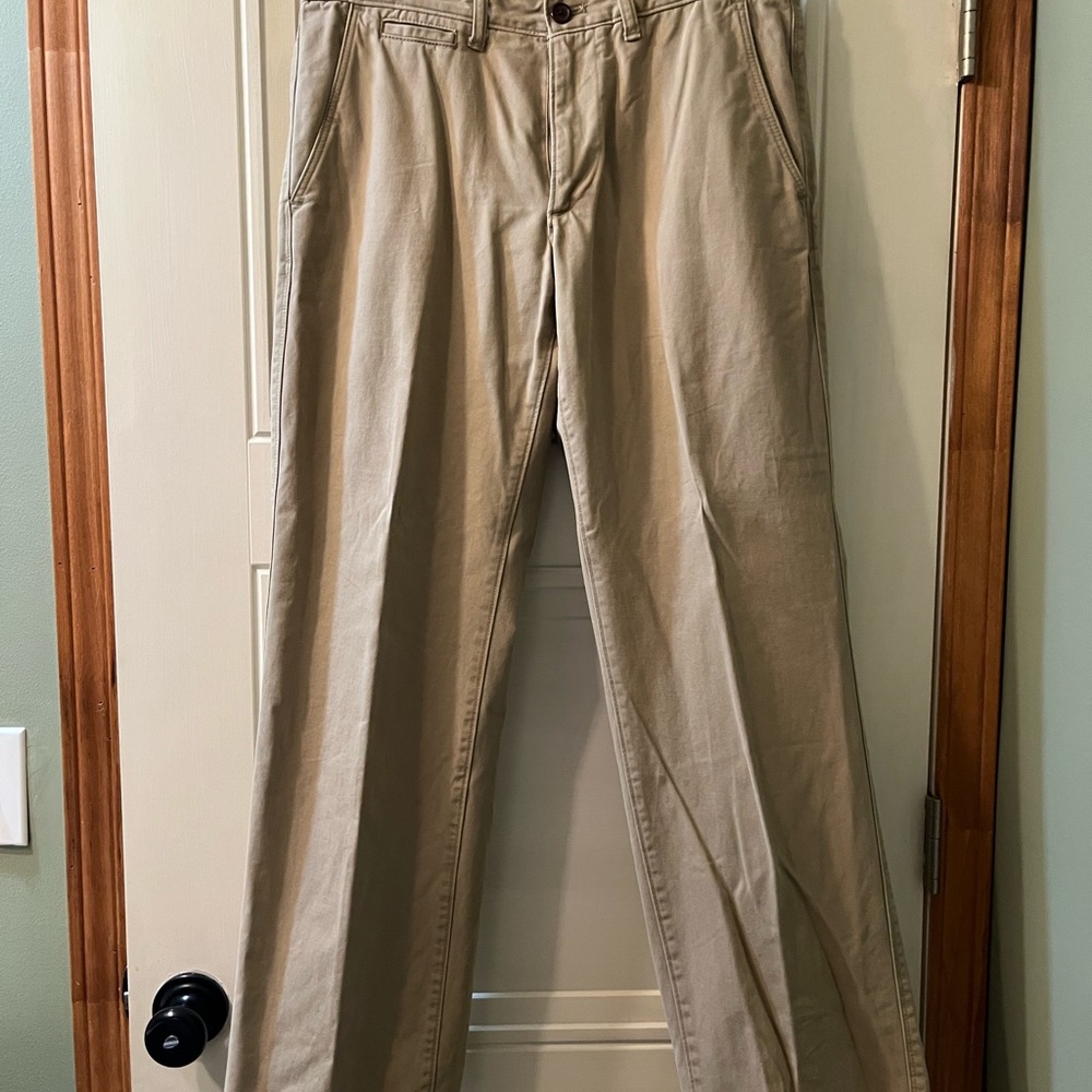Eddie Bauer Men's Light Khaki Chinos